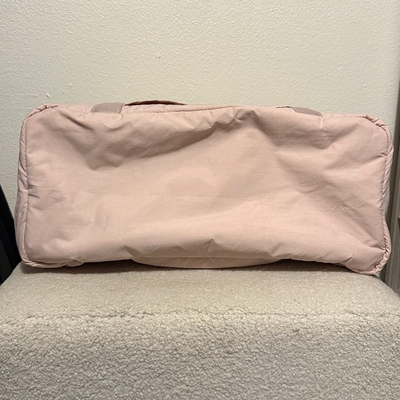 BagSmart Soft Pink Travel Bag - Picture 7 of 10